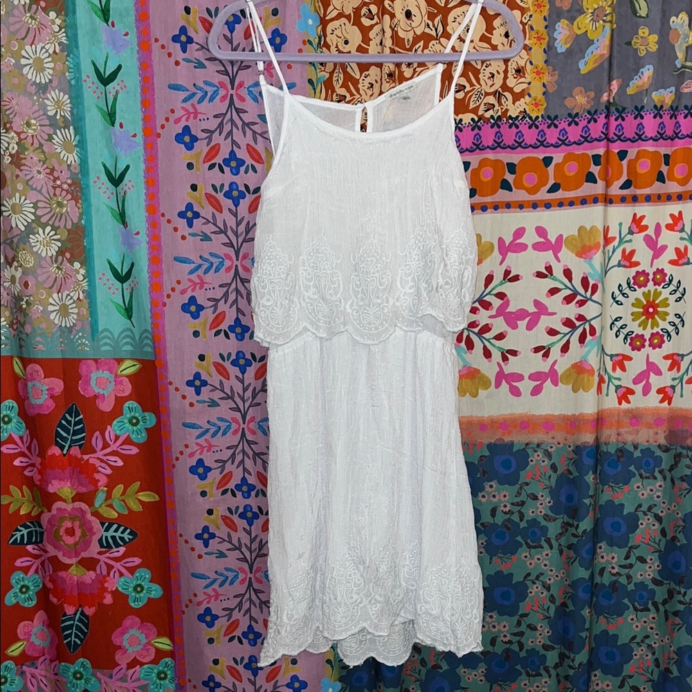 CHARLOTTE RUSSE Polyester Blend White Embroidered Mini Overlay Dress Size Small